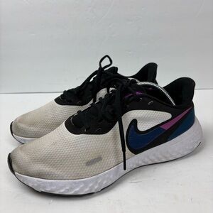 Nike Revolution 5 Women’s Running Shoes Sneakers Purple White Size 11